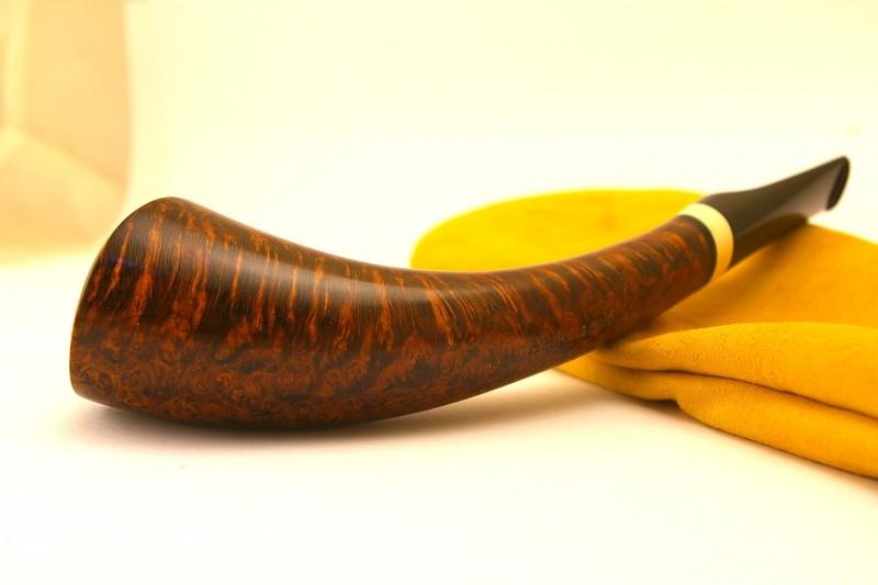 BONDAREV 1456 Huge smooth horn