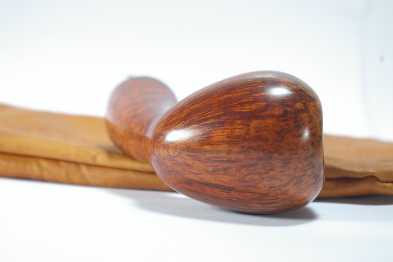 BONDAREV 1616 Large smooth acorn