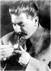 Сталин с курительной трубкой